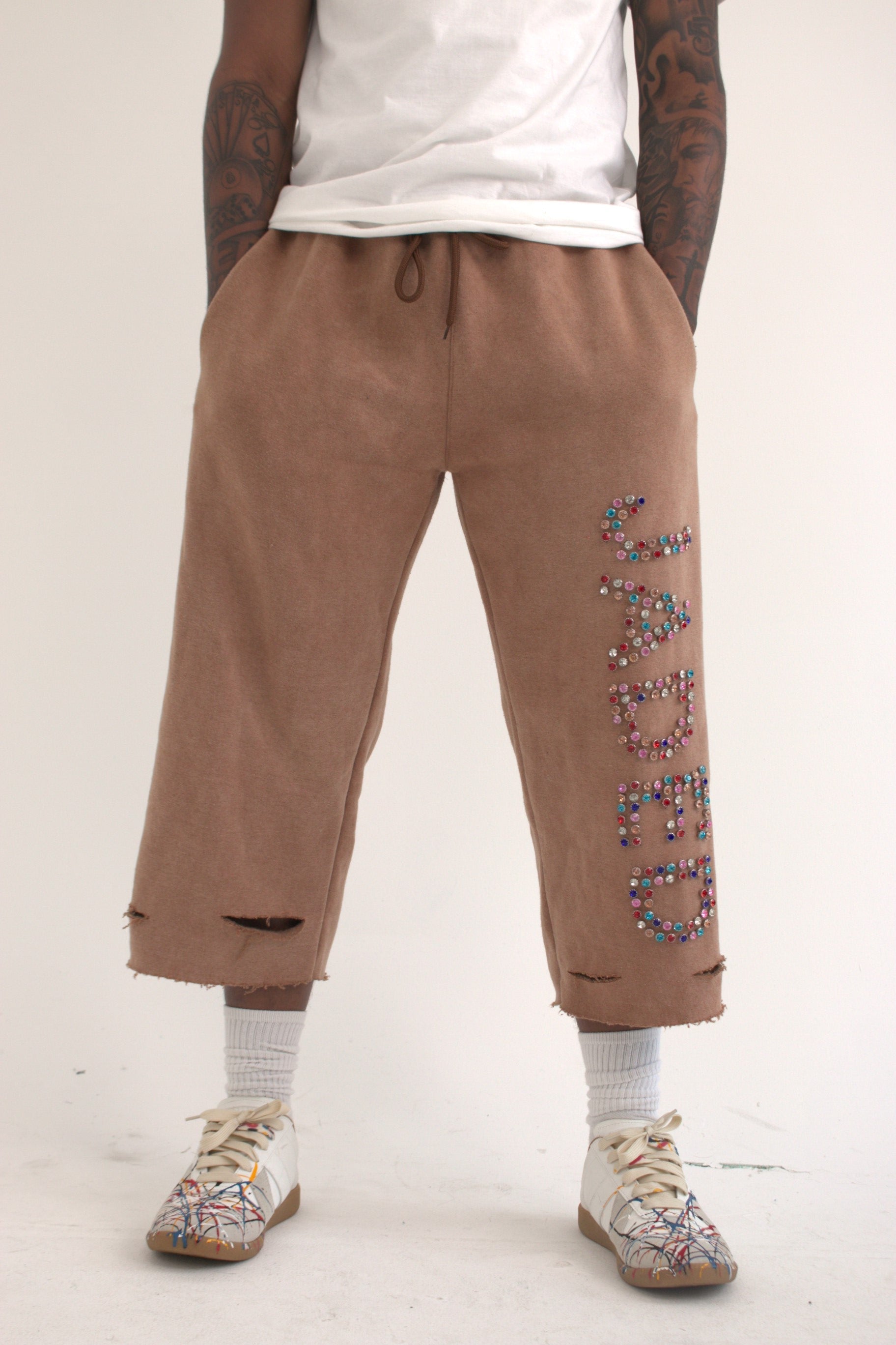 STONED BROWN SHORTS